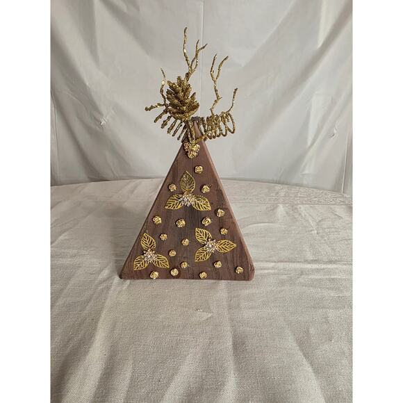 Handcrafted & Decorated Wooden Christmas Tree Shelf Sitter Brown & Gold 8"x5" - Picture 1 of 5